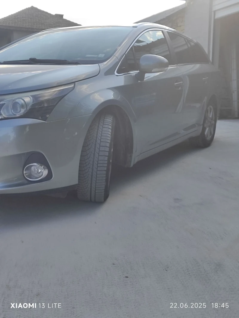 Toyota Avensis 2.0 D4D, снимка 5 - Автомобили и джипове - 50758696