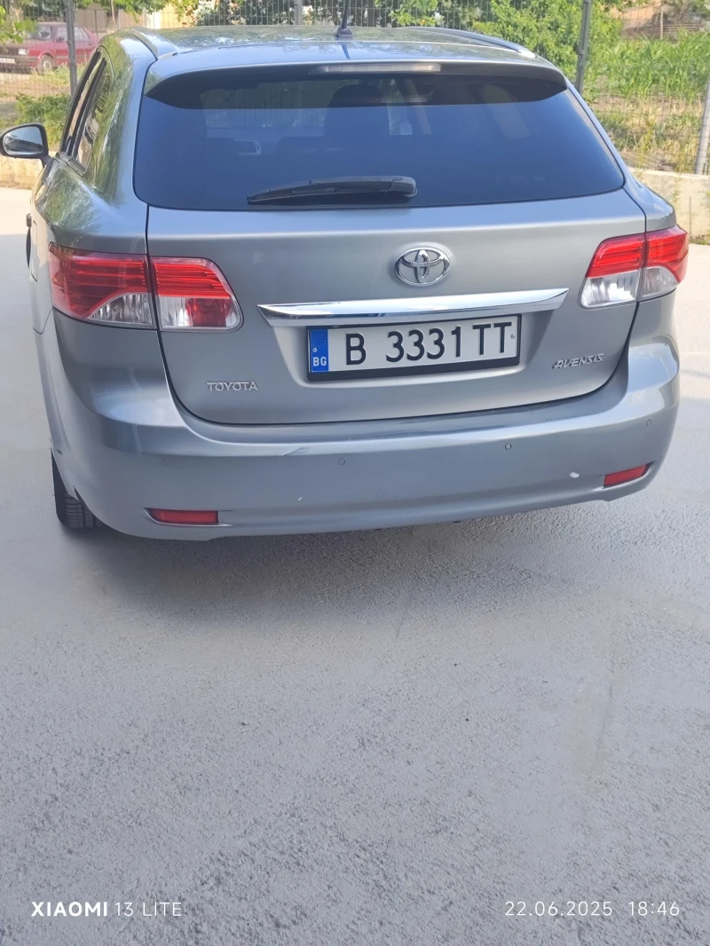 Toyota Avensis 2.0 D4D, снимка 8 - Автомобили и джипове - 50758696
