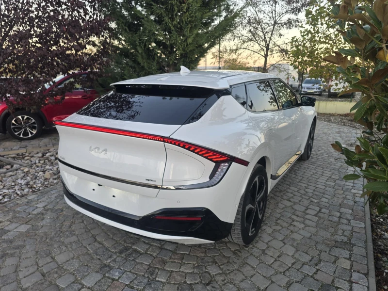 Kia EV6 GT Line, снимка 4 - Автомобили и джипове - 52419241