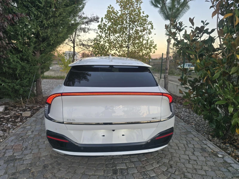 Kia EV6 GT Line, снимка 3 - Автомобили и джипове - 52419241