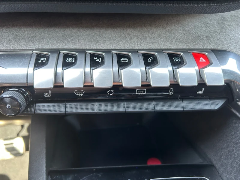 Peugeot 3008 Gt 1.2. 130 ch , снимка 12 - Автомобили и джипове - 52490072