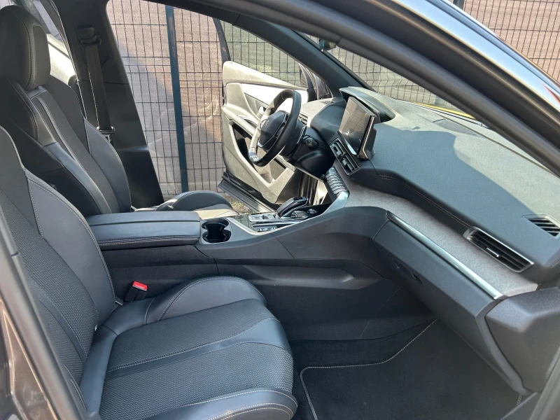 Peugeot 3008 Gt 1.2. 130 ch , снимка 13 - Автомобили и джипове - 52490072