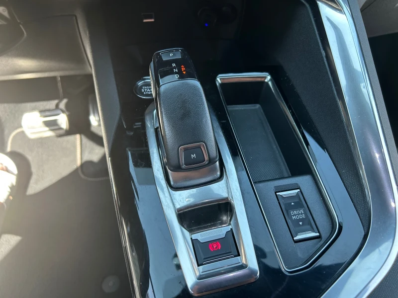 Peugeot 3008 Gt 1.2. 130 ch , снимка 10 - Автомобили и джипове - 52490072