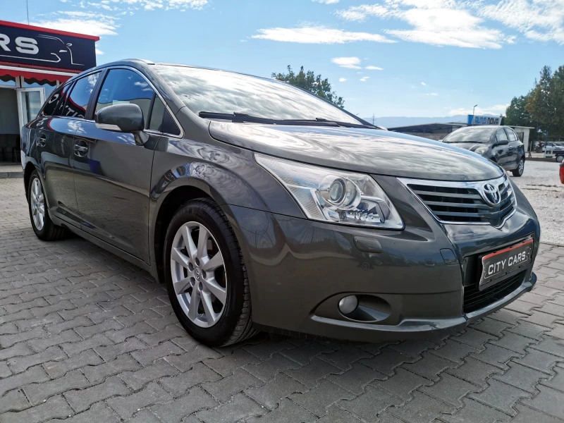 Toyota Avensis 1.8i, снимка 6 - Автомобили и джипове - 52556618