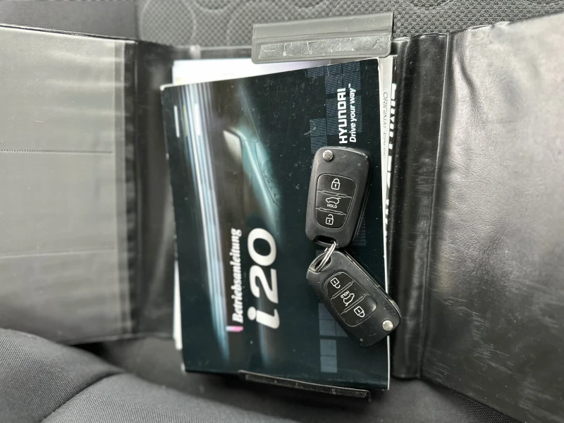 Hyundai I20, снимка 12 - Автомобили и джипове - 52856084