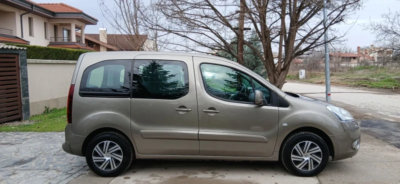Citroen Berlingo, снимка 8 - Автомобили и джипове - 53063220