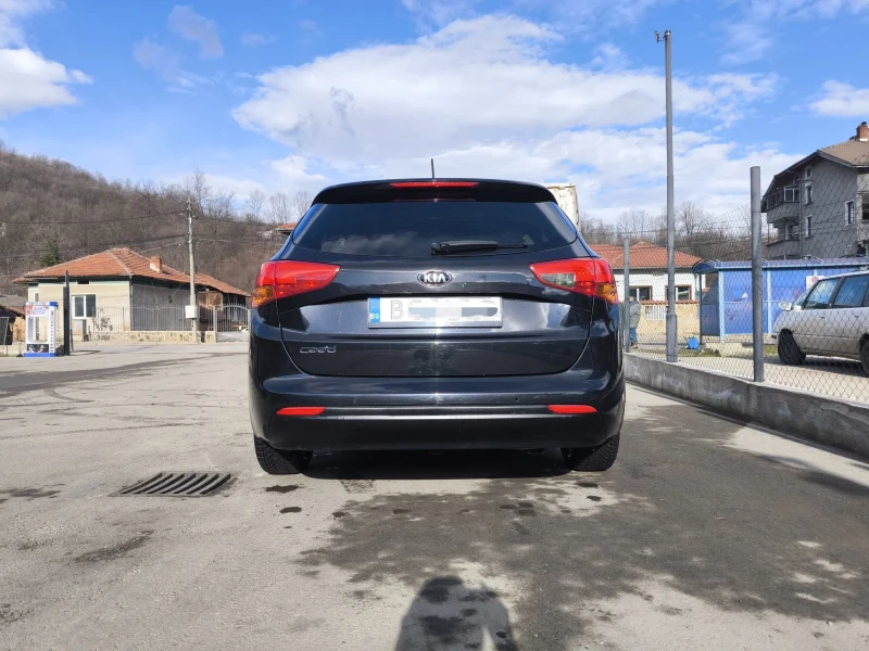 Kia Ceed, снимка 2 - Автомобили и джипове - 53142395