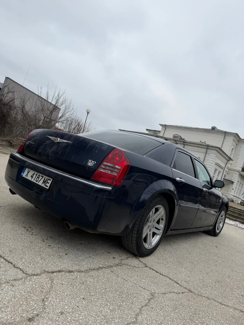 Chrysler 300c, снимка 3 - Автомобили и джипове - 53379602