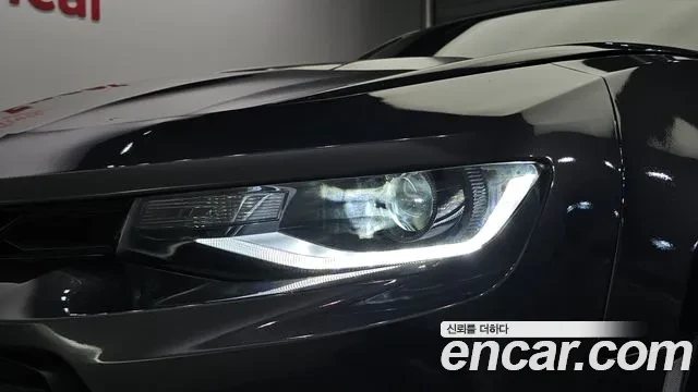 Chevrolet Camaro SS 6.2 | HUD| ПОДГРЕВ| Oбдухване| Kaмери| , снимка 14 - Автомобили и джипове - 55301159