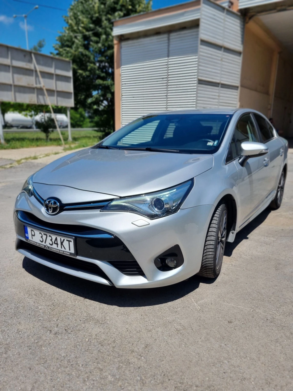 Toyota Avensis D4D 2.0 - изображение 3