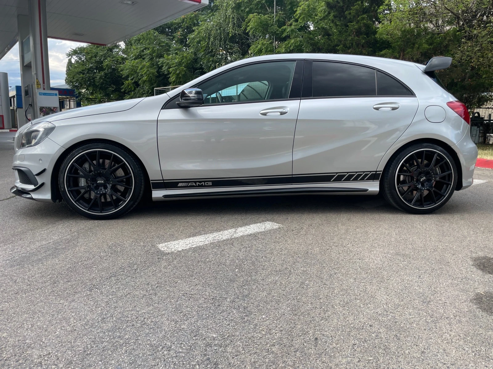 Mercedes-Benz A45 AMG Edition One - изображение 4