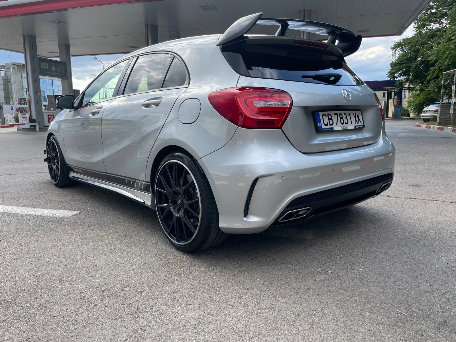 Mercedes-Benz A45 AMG Edition One - изображение 5