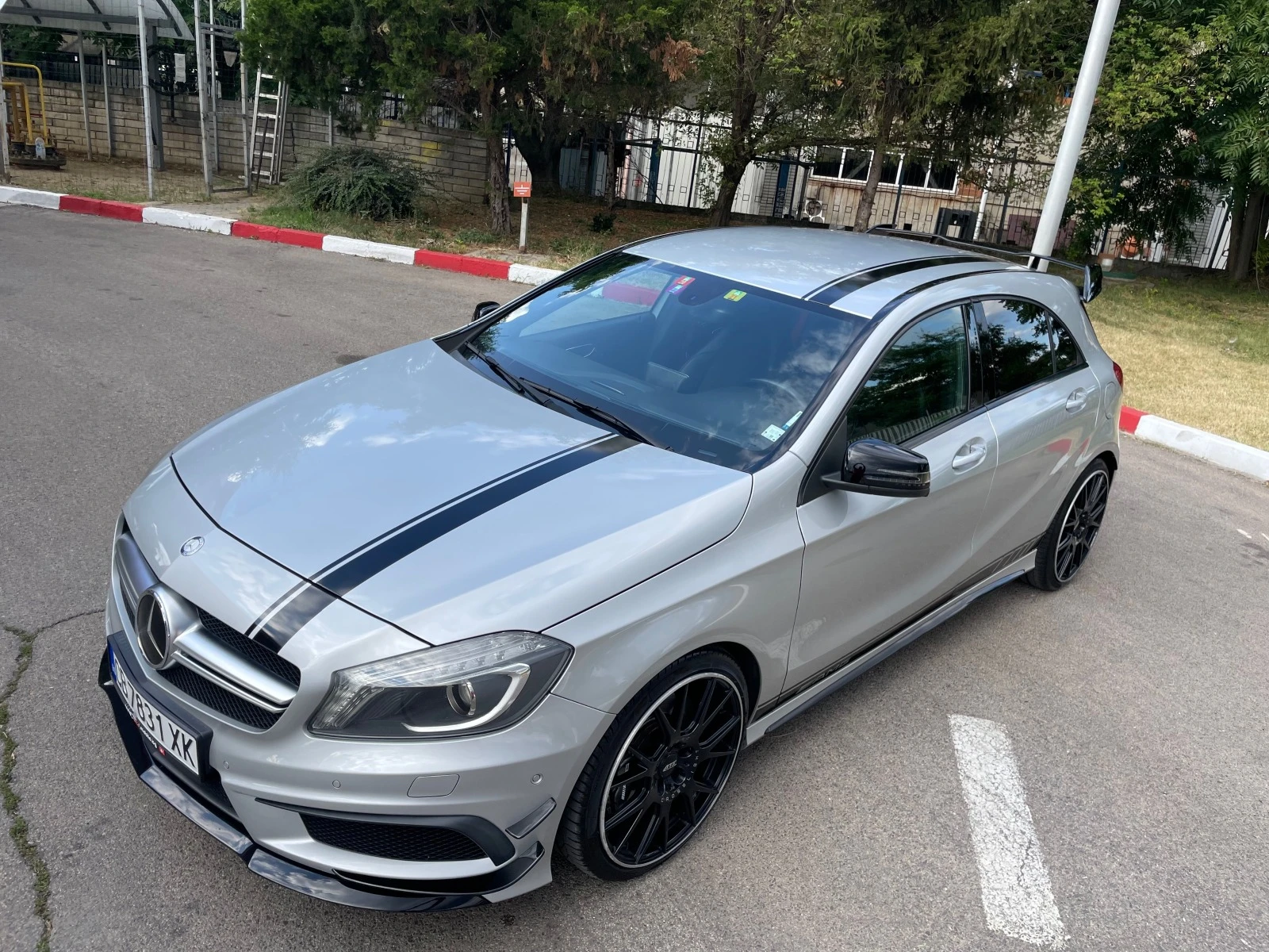 Mercedes-Benz A45 AMG Edition One - изображение 3