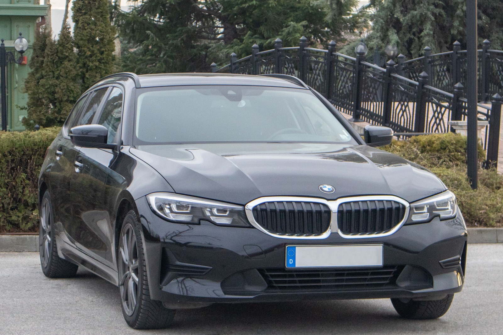 BMW 320 2.0d 190 к.с. - изображение 1
