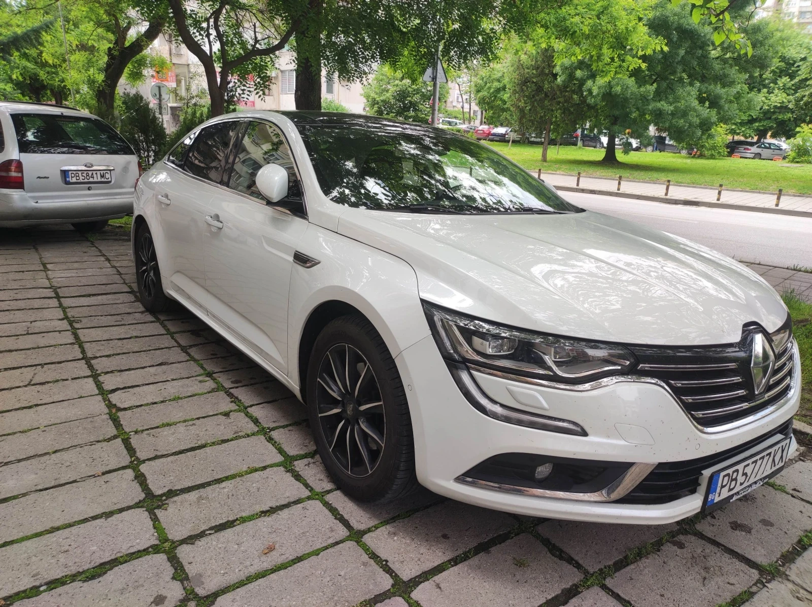 Renault Talisman 1.8 / 225 к.с. - изображение 2