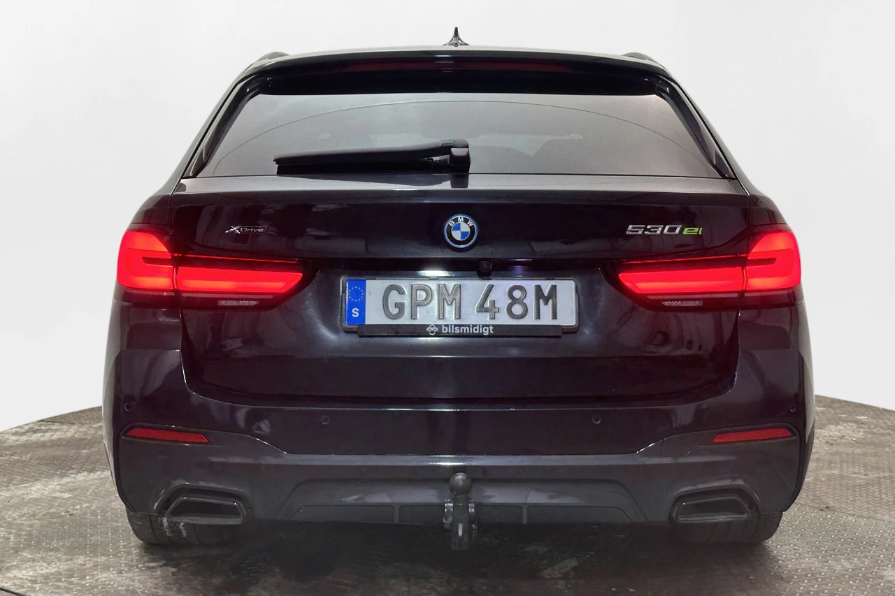 BMW 530E xDrive* Touring* M Sport* HUD* 360*  - изображение 6