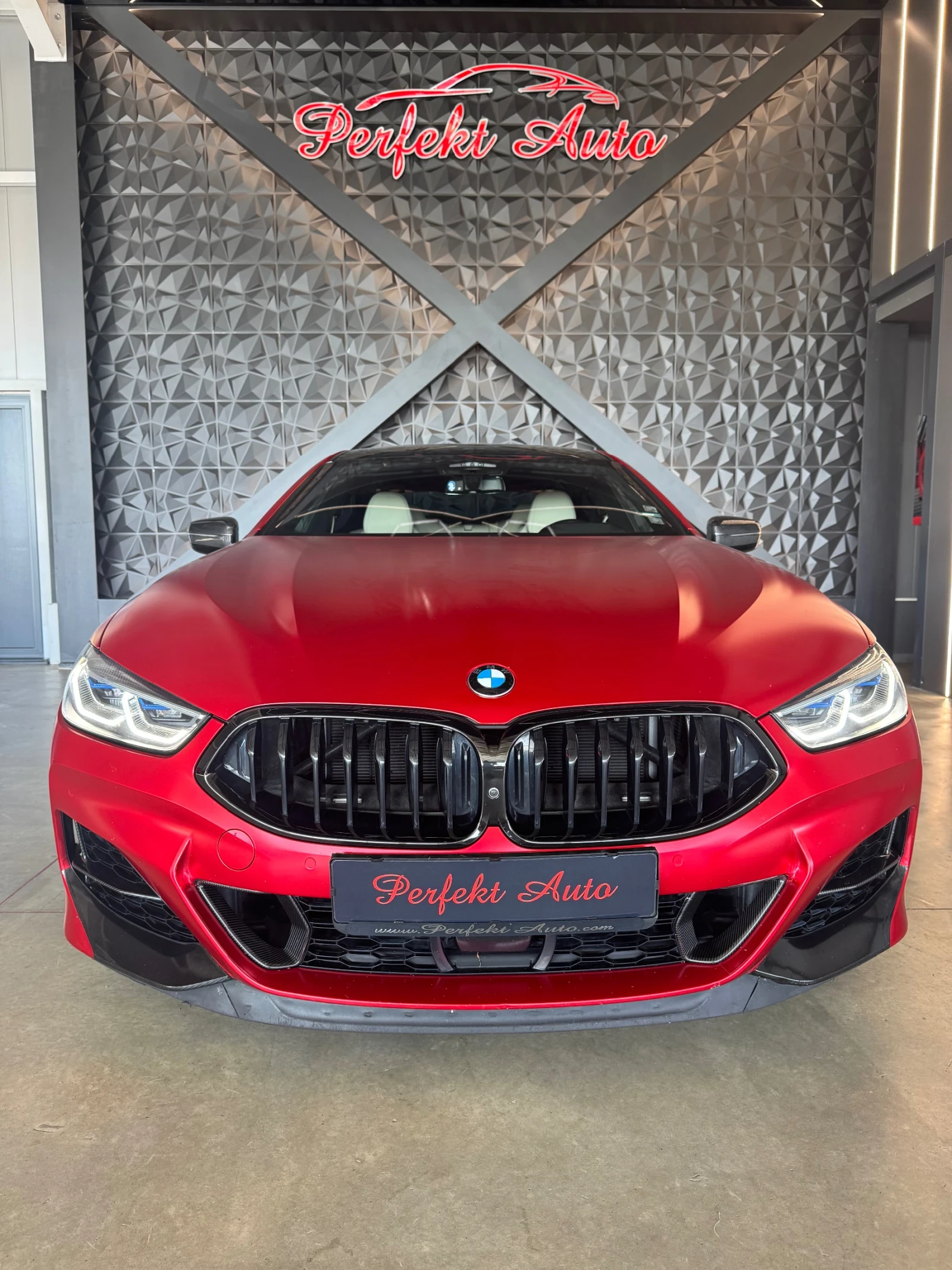 BMW 850 i xDrive FULL Екстри * SWAROVSKI* BOW&WILK* ПАНОРА - изображение 2