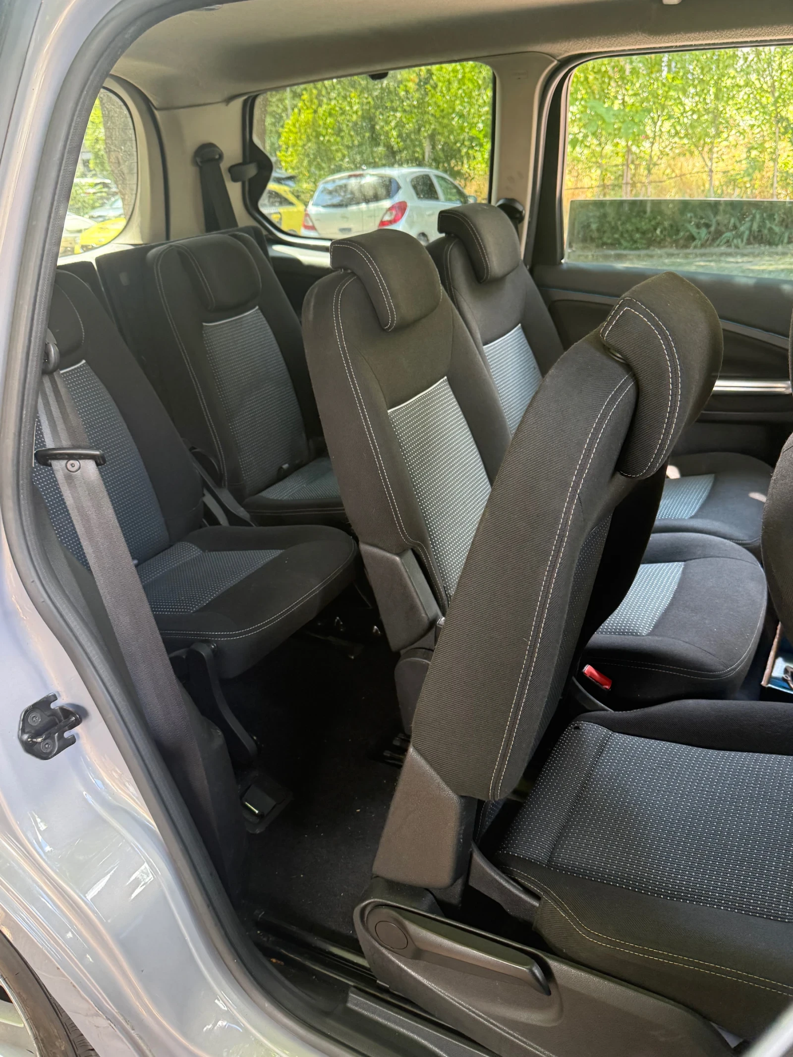 Ford Galaxy  - изображение 10