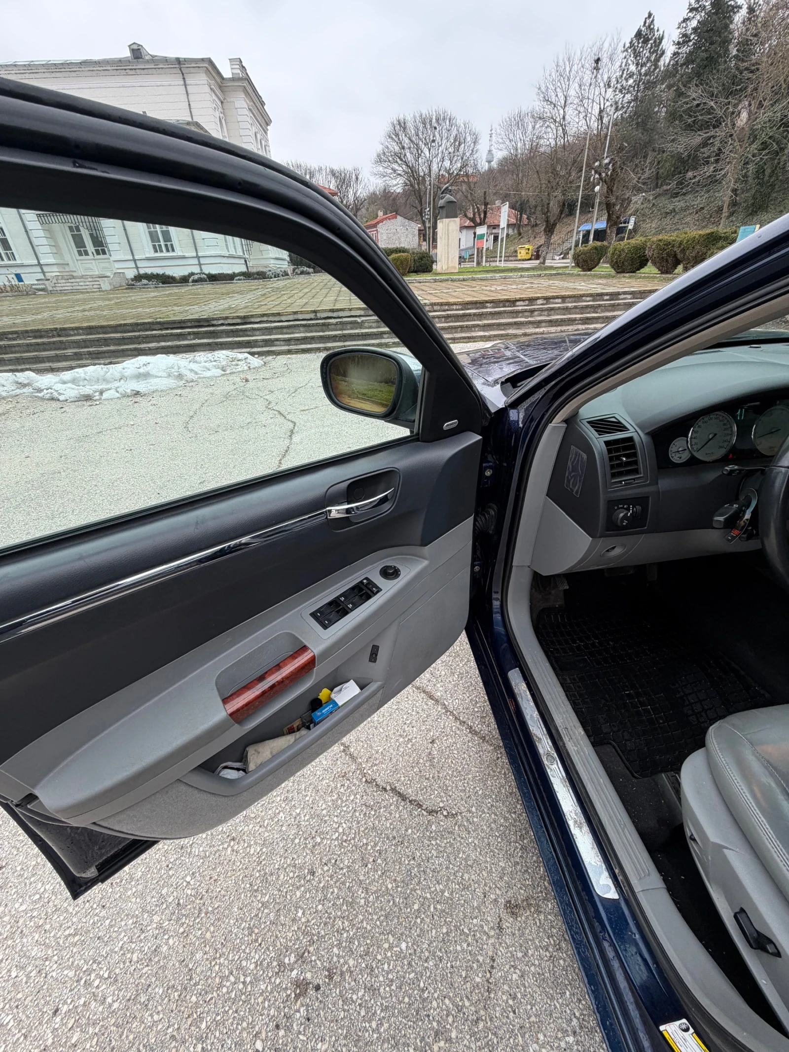 Chrysler 300c | Mobile.bg � ����������� 16