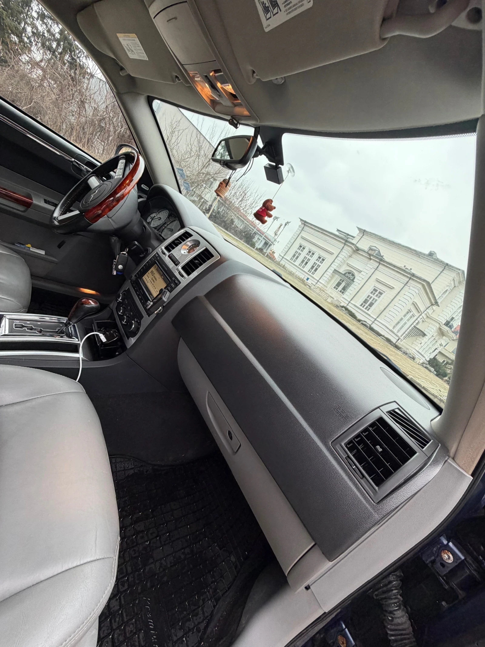 Chrysler 300c | Mobile.bg � ����������� 11
