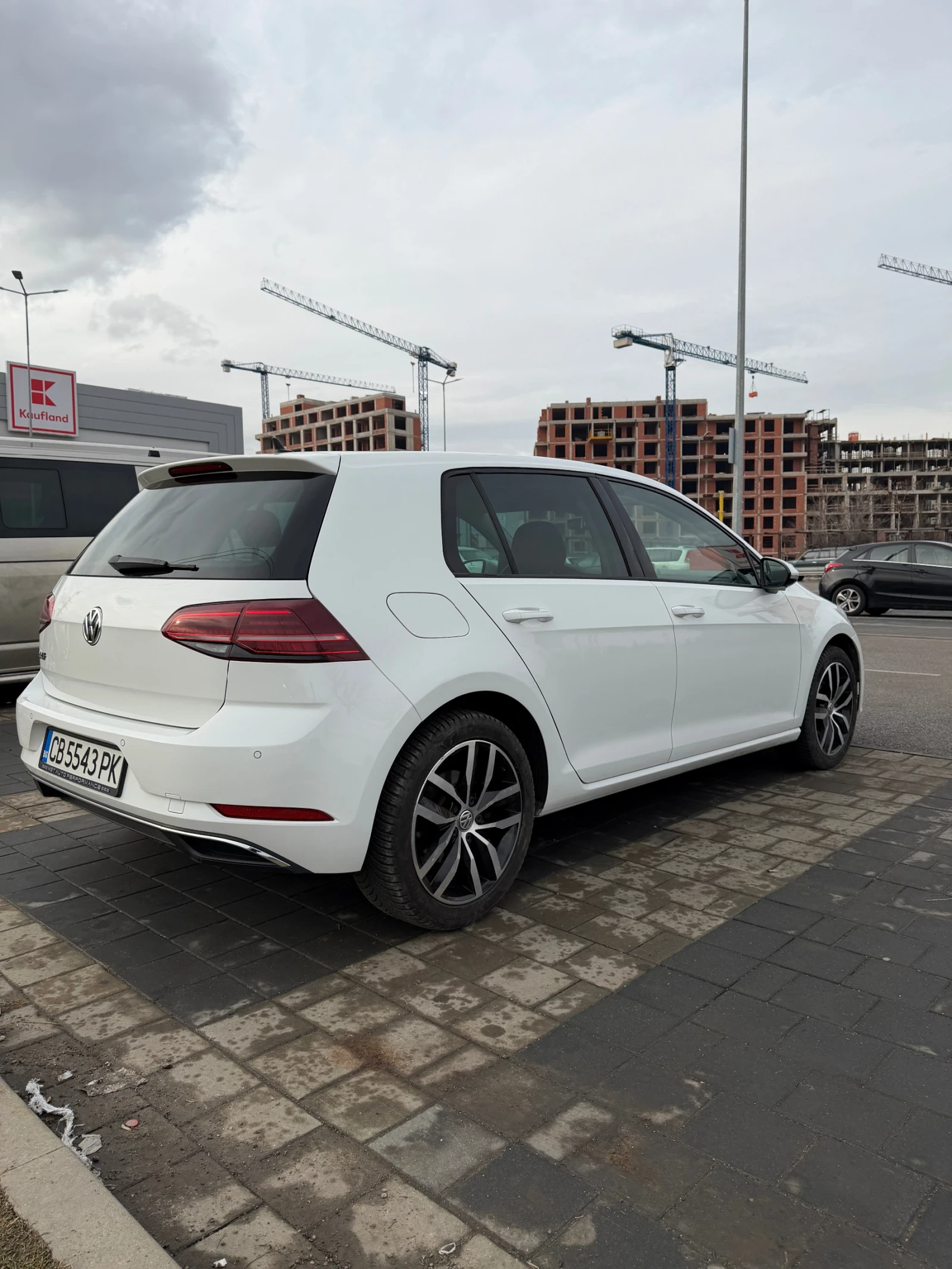 VW Golf Golf 7.5 | 1.5 TSI | LED Matrix | DSG 7, снимка 3 - Автомобили и джипове - 53826236