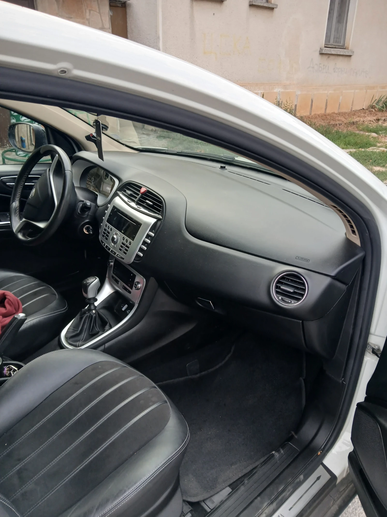 Lancia Delta, снимка 5 - Автомобили и джипове - 53868194