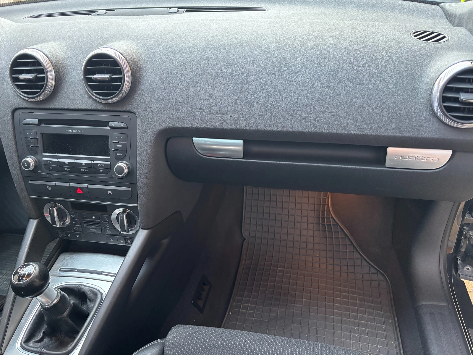 Audi A3 2.0TDI CR Sline, снимка 12 - Автомобили и джипове - 53948520