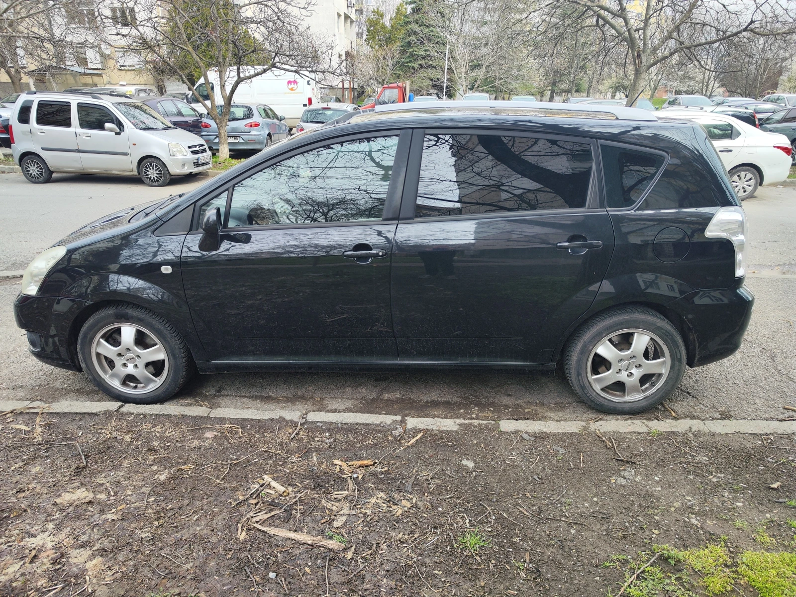 Toyota Corolla verso, снимка 2 - Автомобили и джипове - 54078741