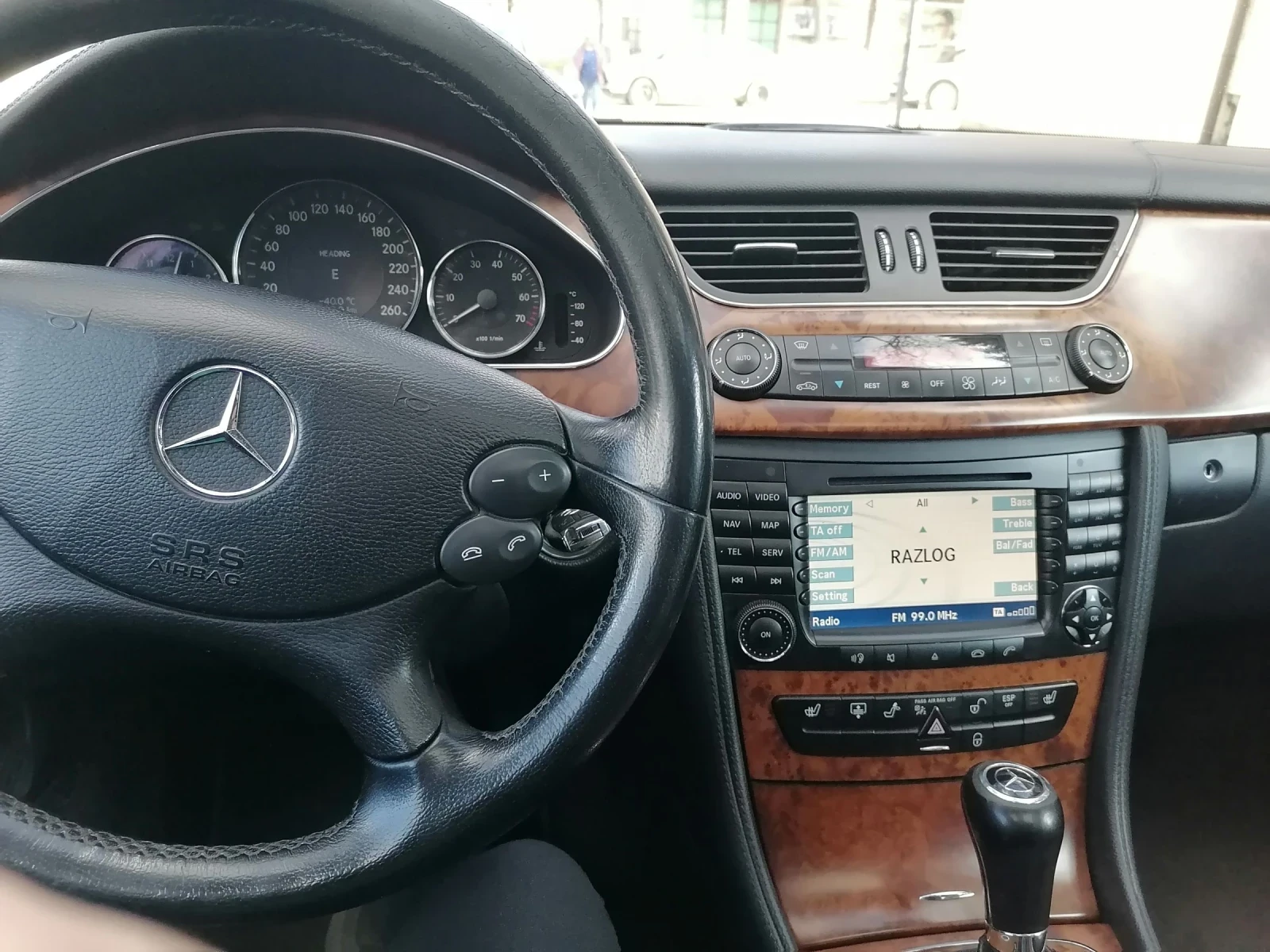 Mercedes-Benz CLS 500 Black Edition / LPG / Генерация , снимка 12 - Автомобили и джипове - 54127469