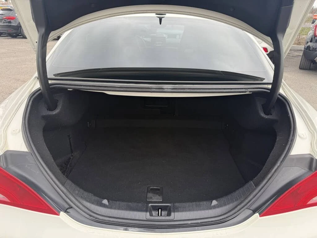 Mercedes-Benz CLA 250 4MATIC* АвтоКредит* (Цена до БГ) , снимка 5 - Автомобили и джипове - 54372229