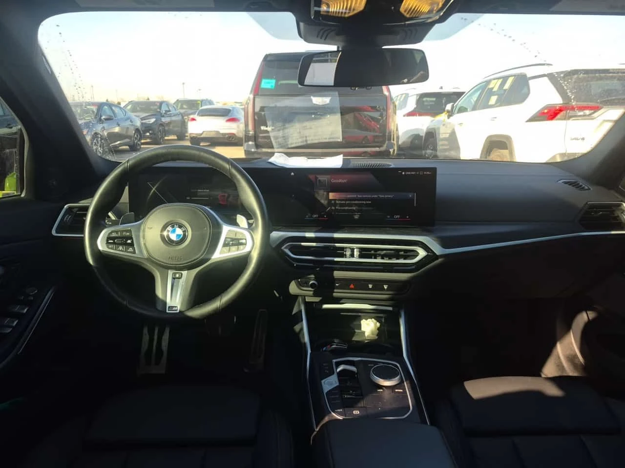 BMW 340 * XDRIVE * ДИСТРОНИК * 360 * 2 КЛЮЧА * PANO, снимка 10 - Автомобили и джипове - 54415717