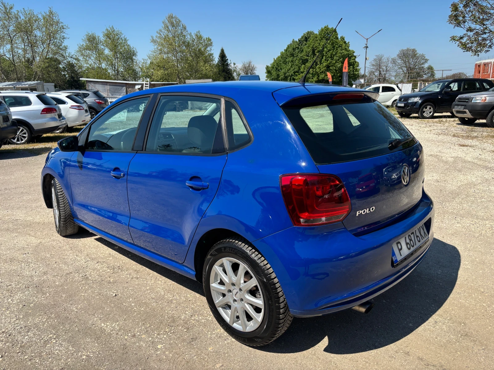 VW Polo 2010+ 1.2+ 4ц+ 6ск+ ВС.ПЛАТЕНО+ ОБСЛУЖЕНА* Н.ГУМИ, снимка 6 - Автомобили и джипове - 54441488