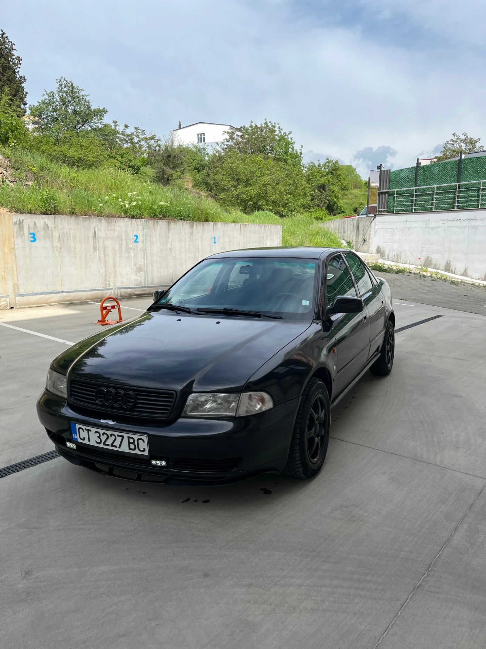 Audi A4, снимка 2 - Автомобили и джипове - 54551927