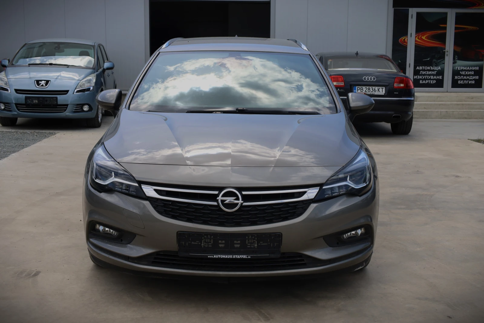 Opel Astra 1.6 Biturbo Sports Tourer , снимка 2 - Автомобили и джипове - 54553196