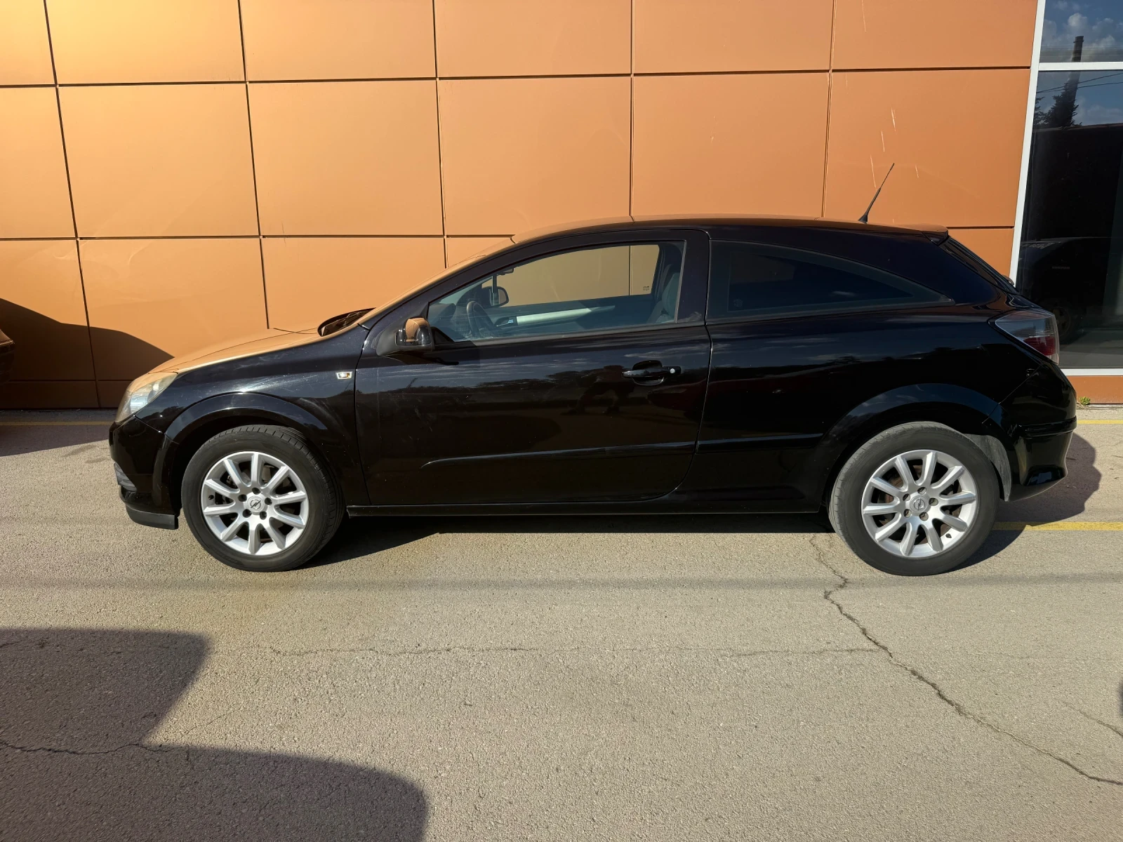 Opel Astra Astra H 1.6i 116кс, снимка 4 - Автомобили и джипове - 54915285