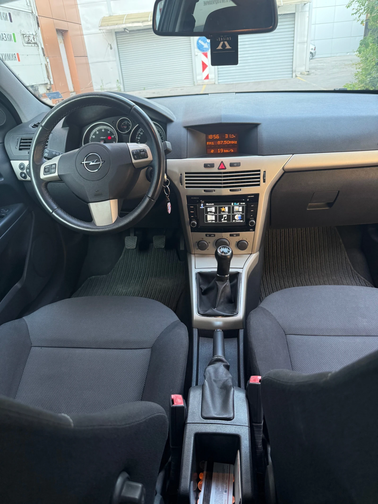 Opel Astra Astra H 1.6i 116кс, снимка 12 - Автомобили и джипове - 54915285