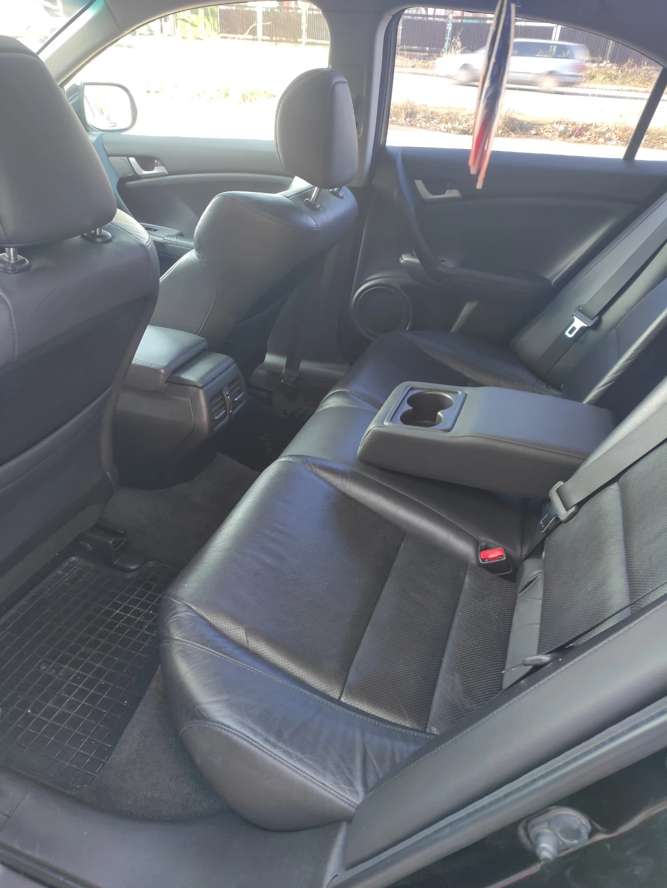 Honda Accord, снимка 9 - Автомобили и джипове - 54994352