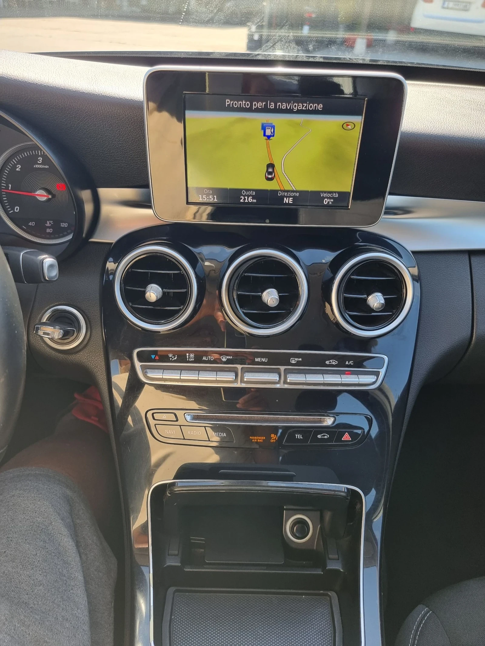 Mercedes-Benz C 180 C 180 116ks, снимка 15 - Автомобили и джипове - 55103551