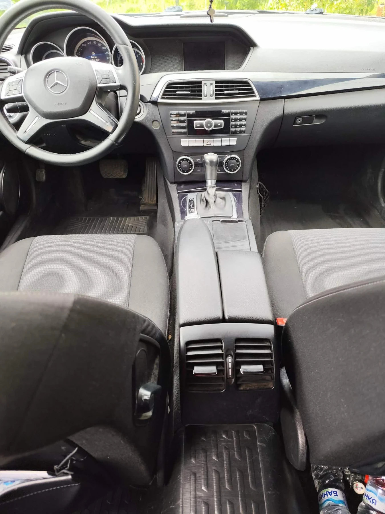 Mercedes-Benz C 220, снимка 11 - Автомобили и джипове - 55286352