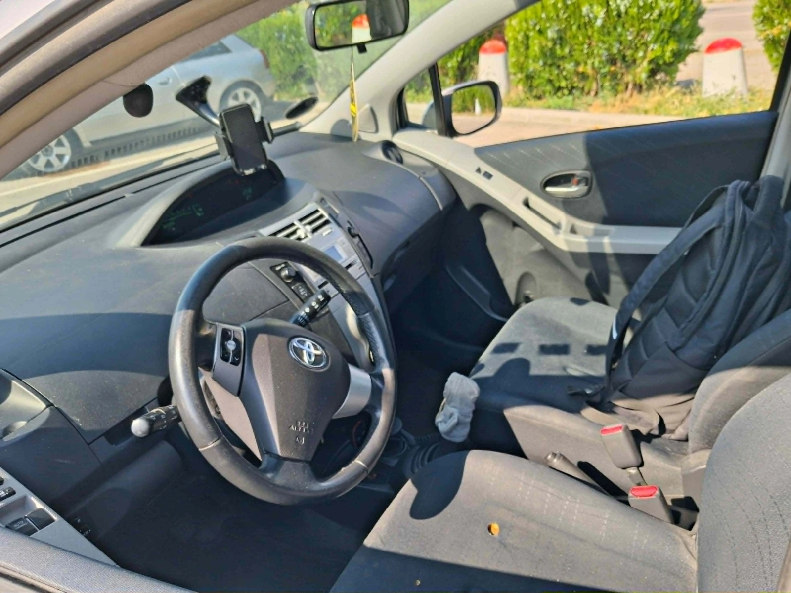 Toyota Yaris 1.4 D4-D, снимка 5 - Автомобили и джипове - 55333757