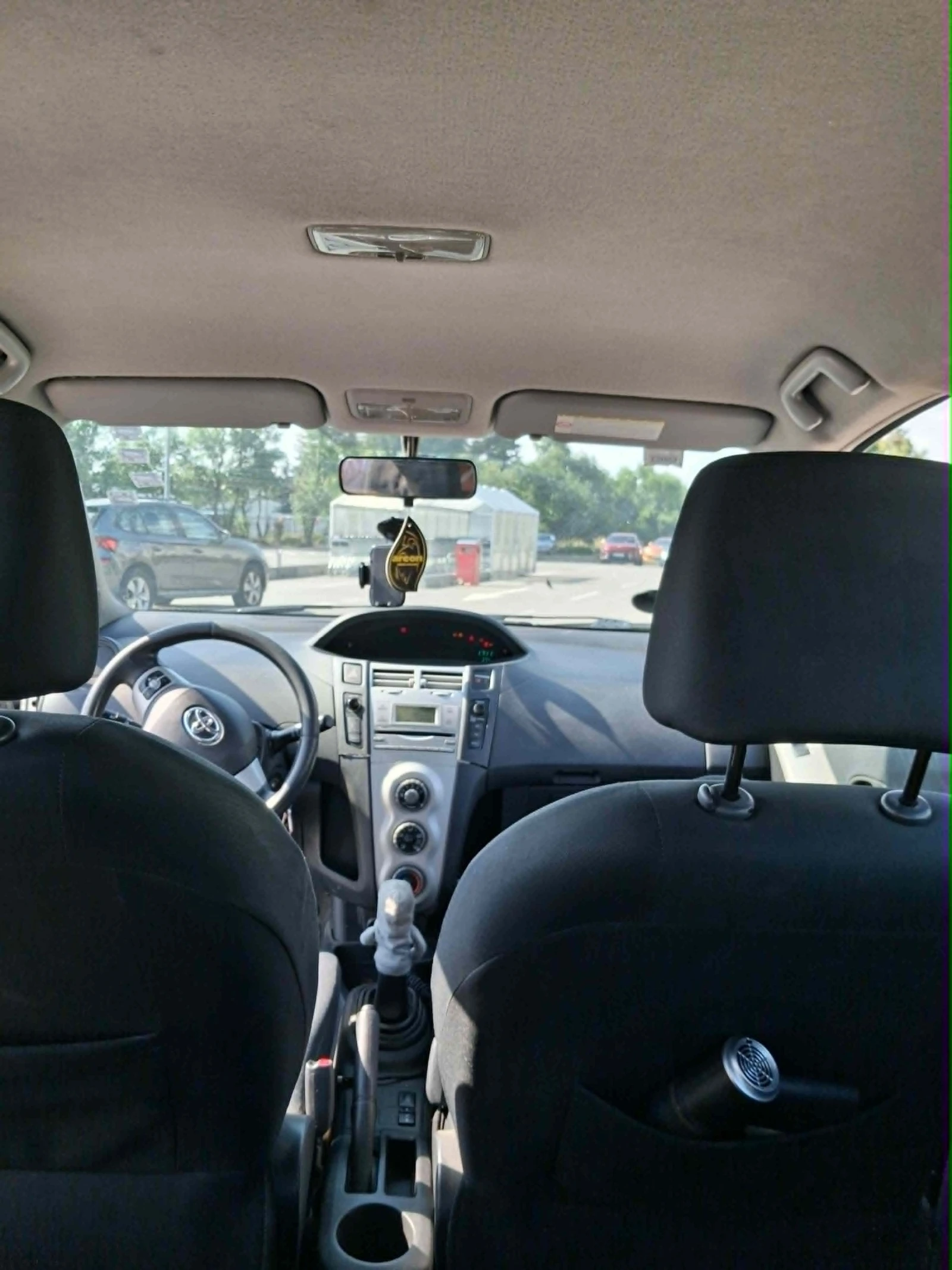 Toyota Yaris 1.4 D4-D, снимка 8 - Автомобили и джипове - 55333757