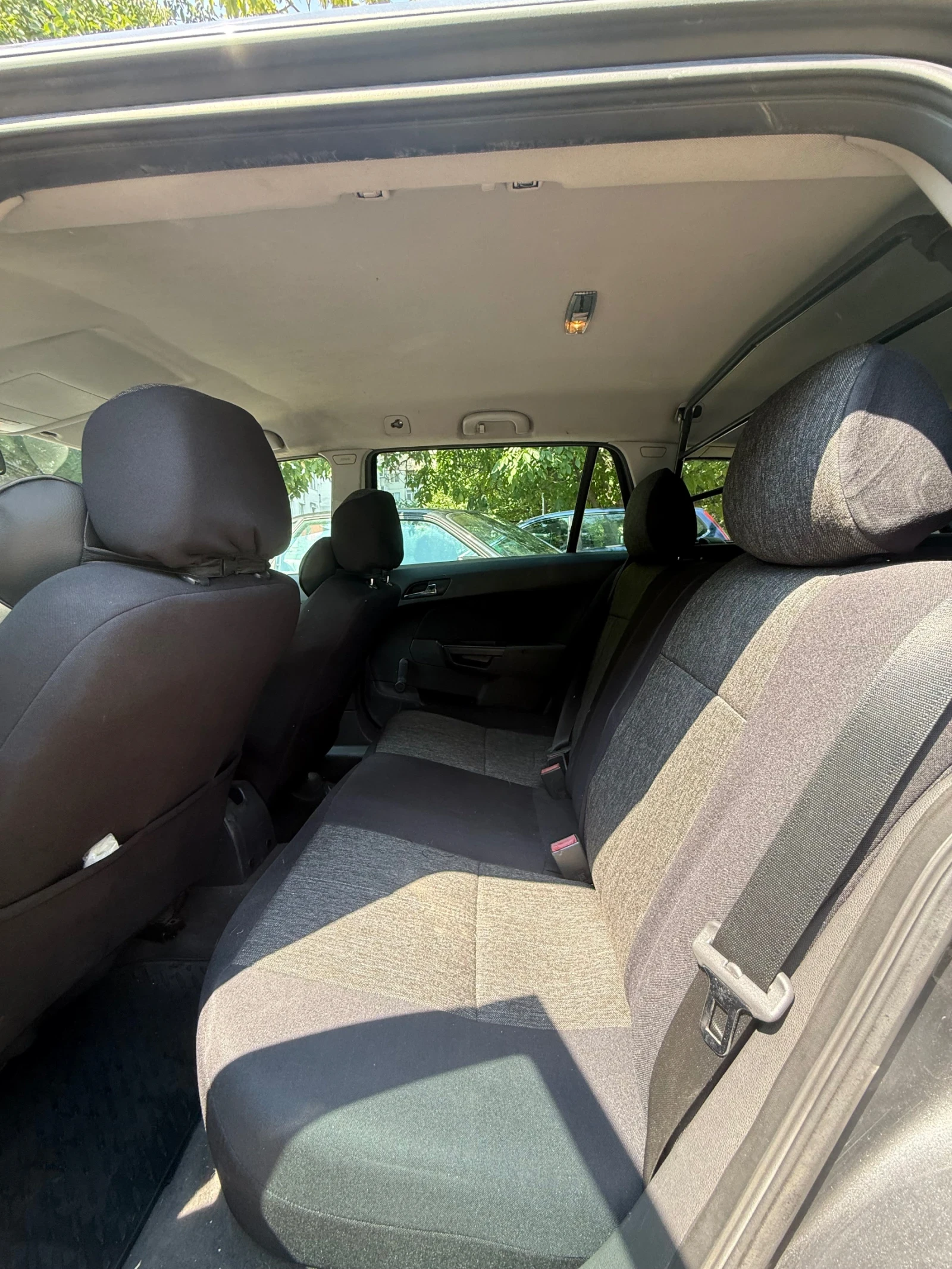 Opel Astra 1.7, снимка 4 - Автомобили и джипове - 55603315