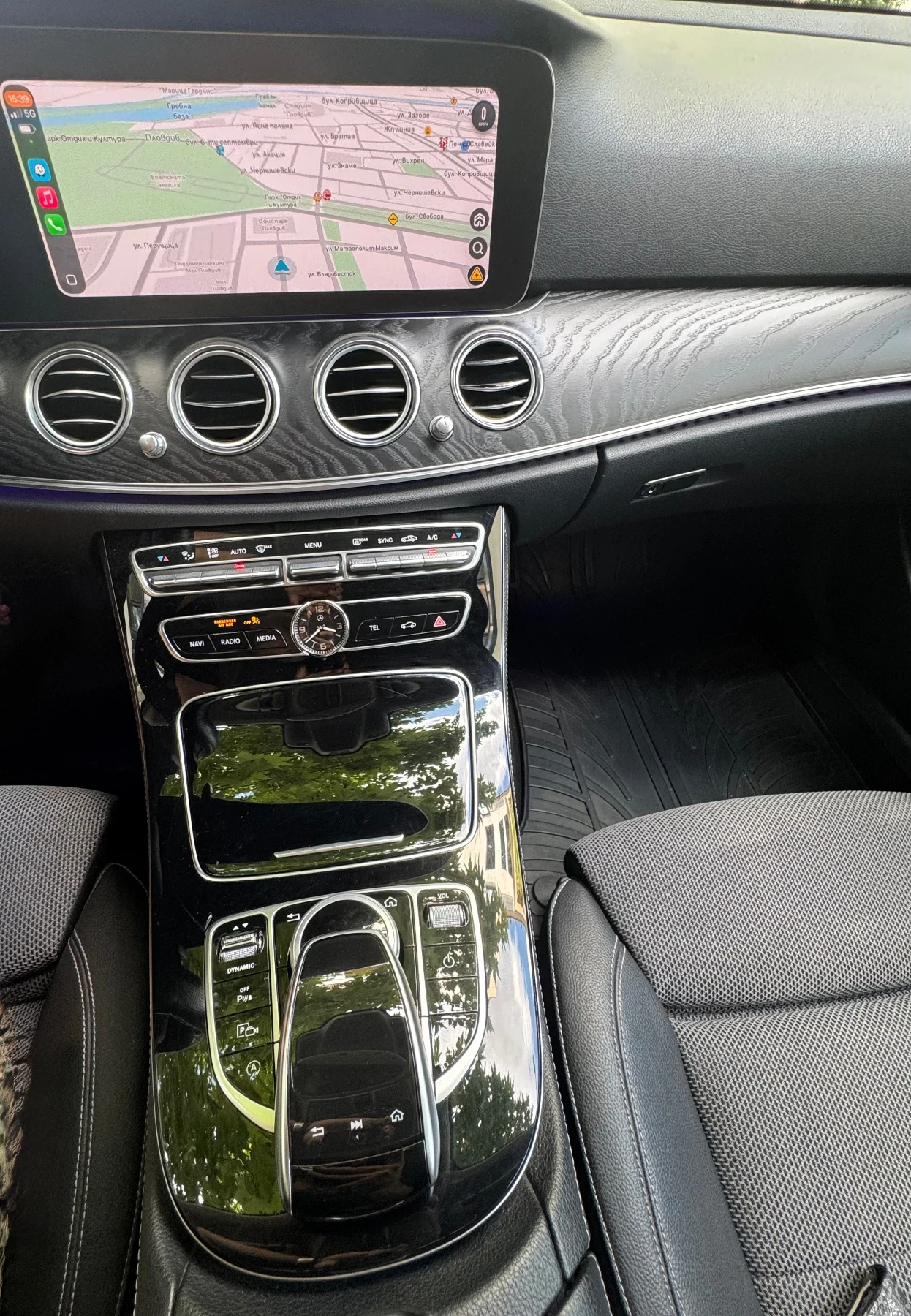Mercedes-Benz E 350, снимка 17 - Автомобили и джипове - 55769548