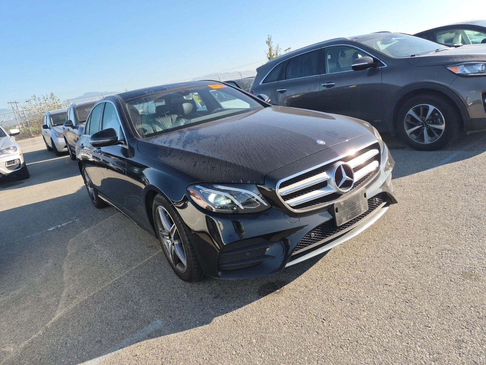 Mercedes-Benz E 300 * AMG Line * Burmester * CARFAX * Без инциденти * , снимка 2 - Автомобили и джипове - 56152797