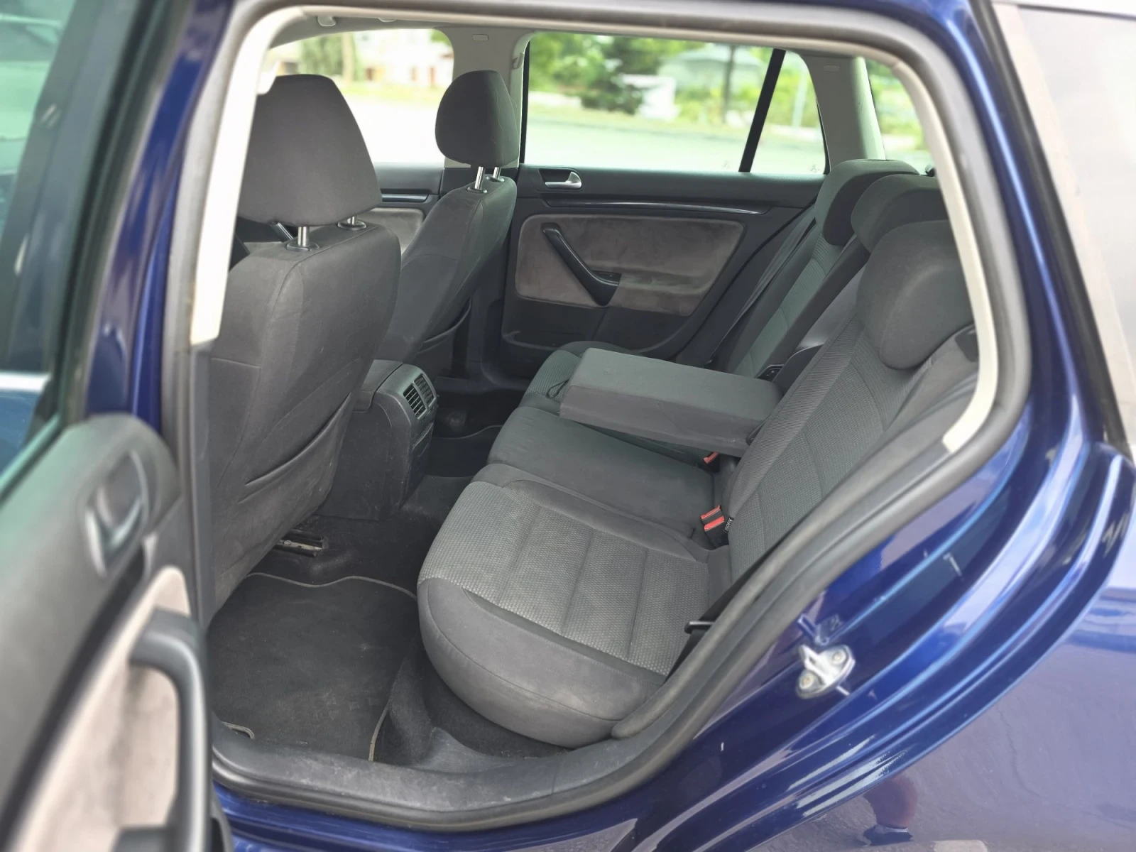 VW Golf Variant 2.0 TDI 140kc DSG 6, снимка 11 - Автомобили и джипове - 56247633