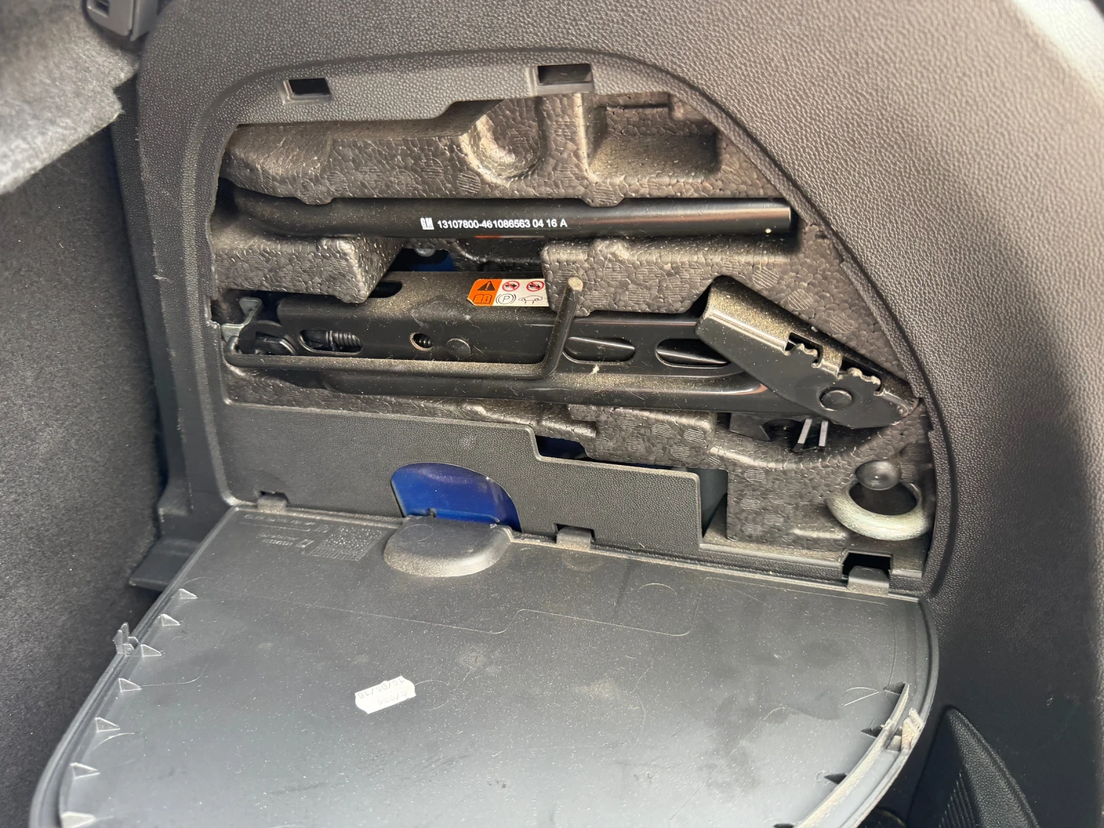 Opel Corsa 1.3 CDTI 95к.с. ЕВРО 6 ГЕРМАНИЯ, снимка 6 - Автомобили и джипове - 56264774