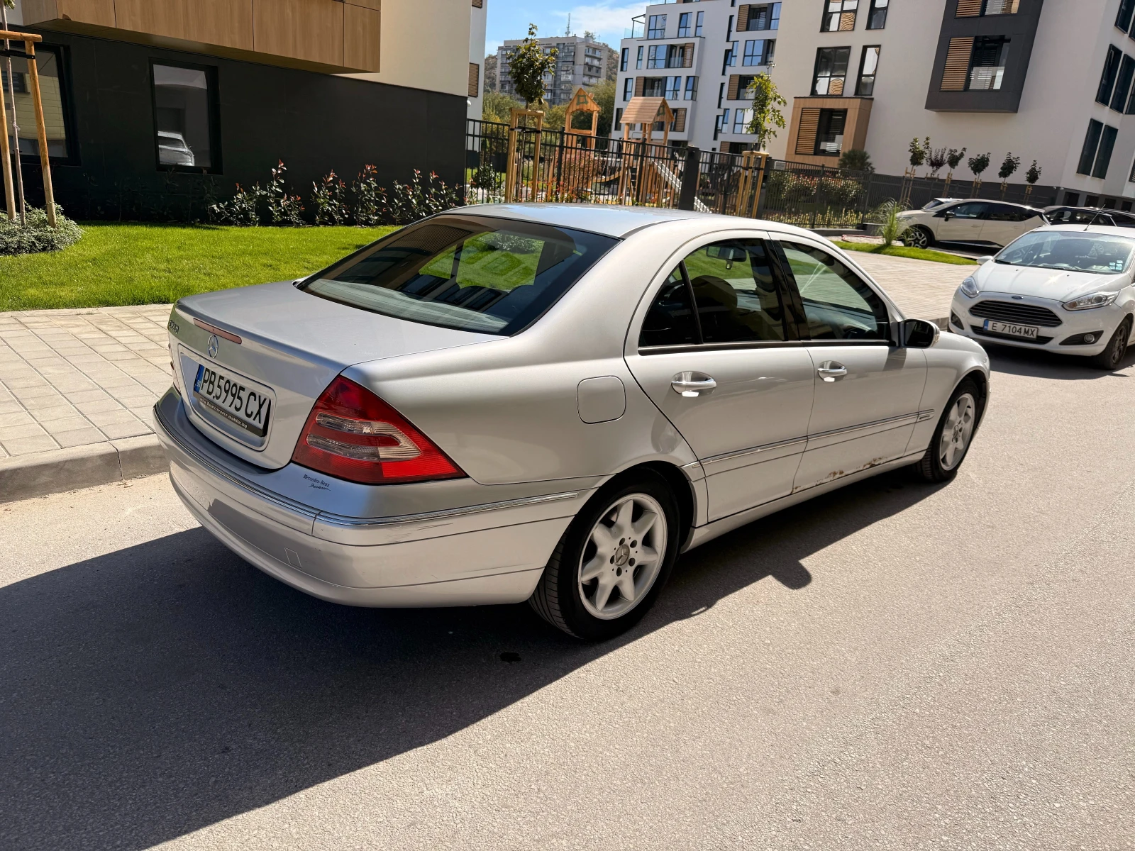 Mercedes-Benz C 240, снимка 6 - Автомобили и джипове - 56362516