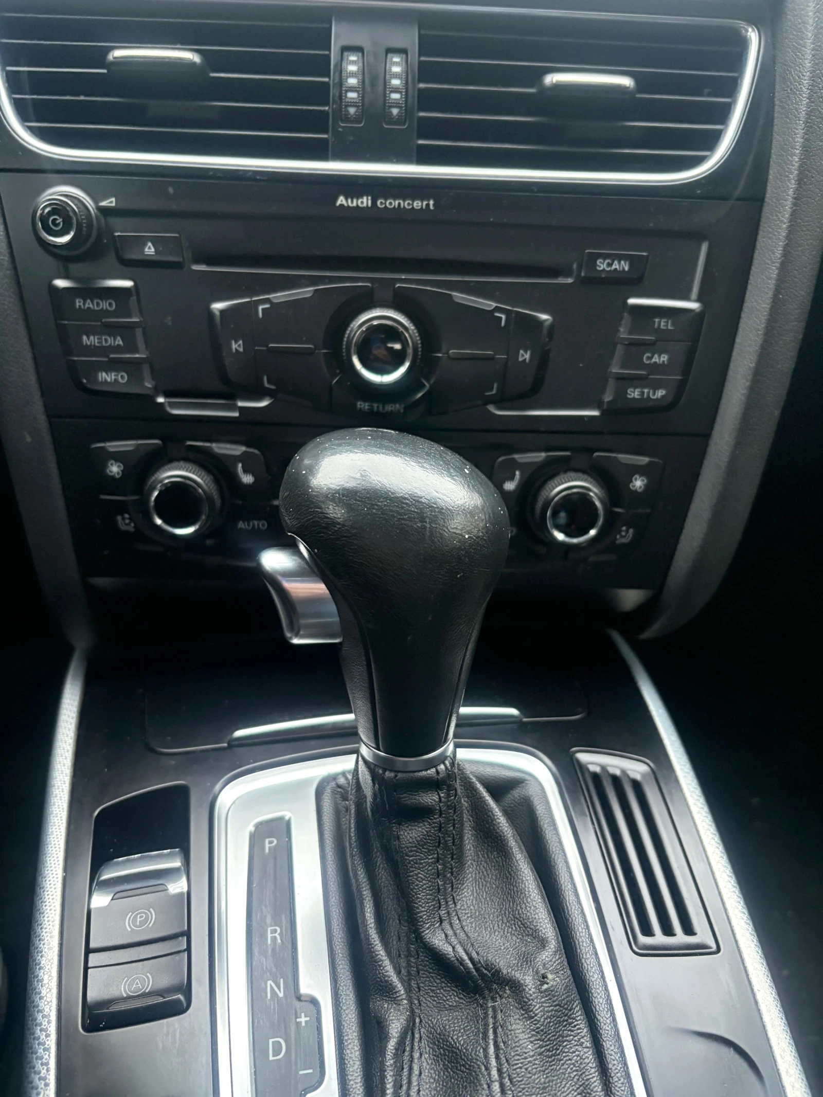 Audi A4, снимка 5 - Автомобили и джипове - 56656839