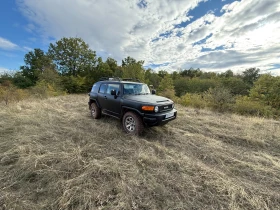 Обява за продажба на Toyota Fj cruiser 4.0 4x4 2014 ГУМИ ОБСЛУЖЕН БЛОКАЖИ ~37 000 лв. - изображение 1