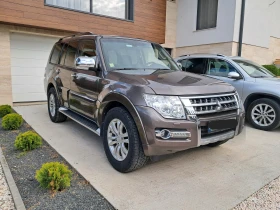 Обява за продажба на Mitsubishi Pajero -137000 км-ПЪЛНА СЕРВИЗНА ИСТОРИЯ В СИЛВЪР СТАР ~46 990 лв. - изображение 1